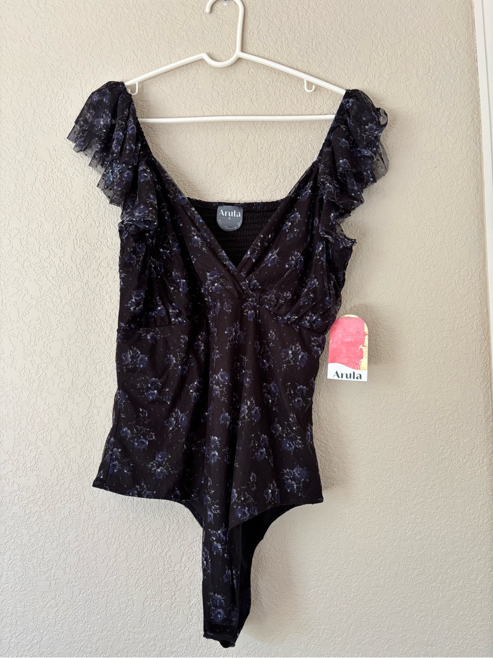 Arula Bodysuit with Black Floral Sheer Sleeves Women’s Size 1X - new with tag